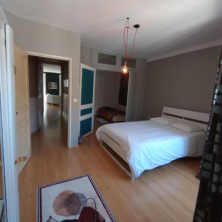 Tulle : Bel Appartement Lumineux En Centre Ville Eksteriør bilde